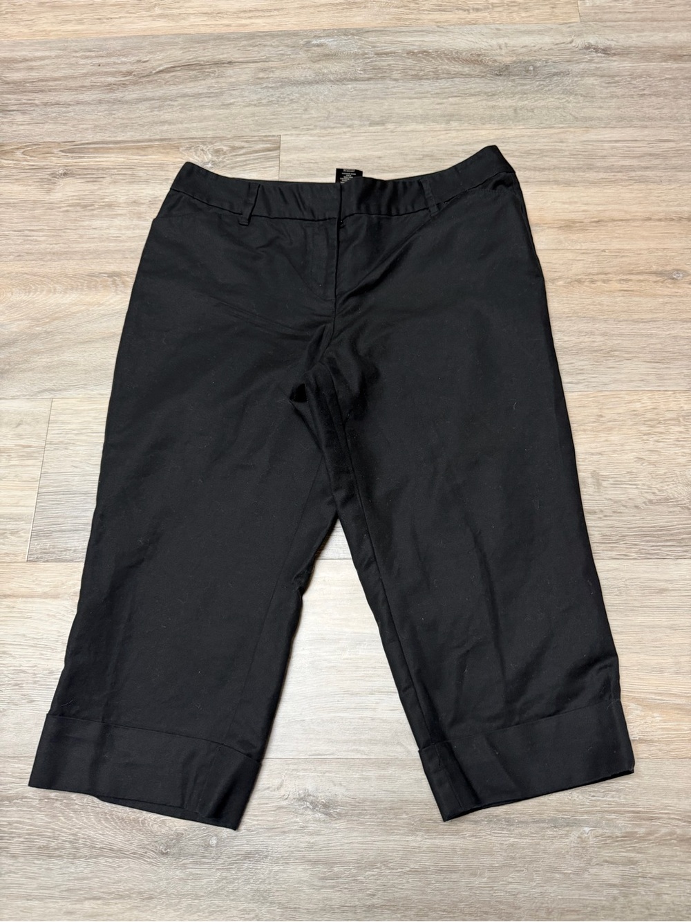 Ann Taylor Black Cropped Dress Capris